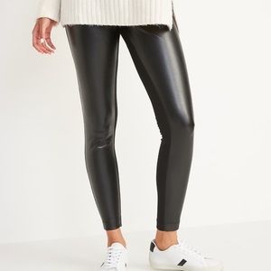 Faux black legging never worn